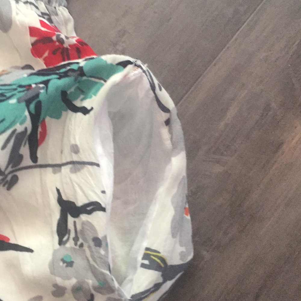 Cute summer dress. Size small, brand: Emmelee - Picture 5 of 6